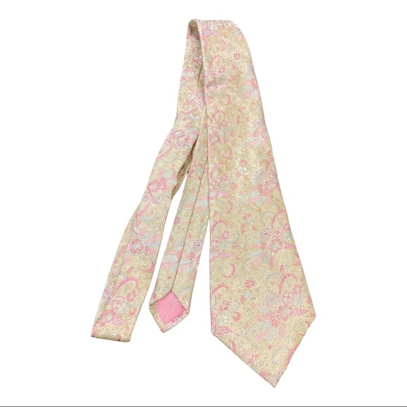 🔥4 for $20🔥Hand stitched silk brocade tie Mix and match!!! - Picture 2 of 4